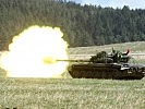 Nicht oft in Österreich: Ein T-72 Kampfpanzer im scharfen Schuss.