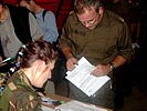 "In-Processing" zur Allied Action 2003. (Bild öffnet sich in einem neuen Fenster)