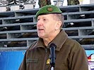 Brigadier Heidecker erklärt die Heeresmeisterschaften 06 für eröffnet.