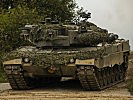 Der Kampfpanzer "Leopard" 2A4 in voller Größe. (Bild öffnet sich in einem neuen Fenster)