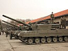 Ein Kampfpanzer "Leopard" 2A4 in der Khevenhüller-Kaserne.