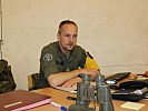 Oberst Jamnig an seinem EURAD13-Schreibtisch.