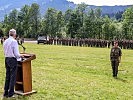 Bundespräsident Van der Bellen spricht zur den Soldaten. (Bild öffnet sich in einem neuen Fenster)