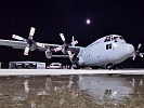 Impfaktion mit einer C-130 "Hercules" am Salzburger Flughafen.