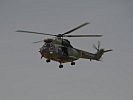 Ein EUFOR-Hubschrauber im Einsatz. (Bild öffnet sich in einem neuen Fenster)