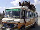 Öffentlicher Verkehr auf afghanisch. (Bild öffnet sich in einem neuen Fenster)