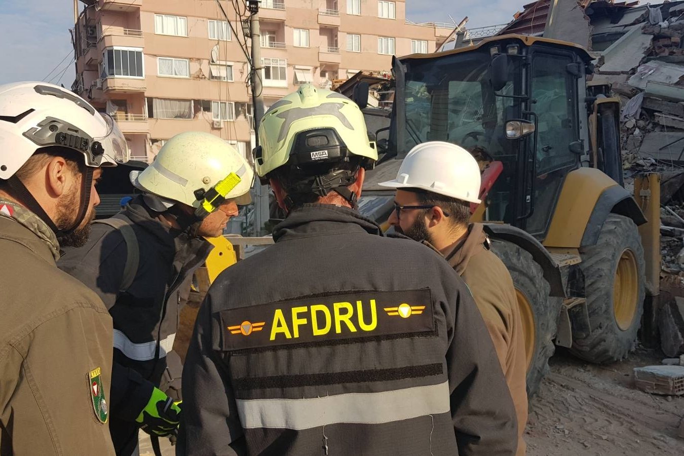 AFRDU Soldaten während einer Lagebesprechung 