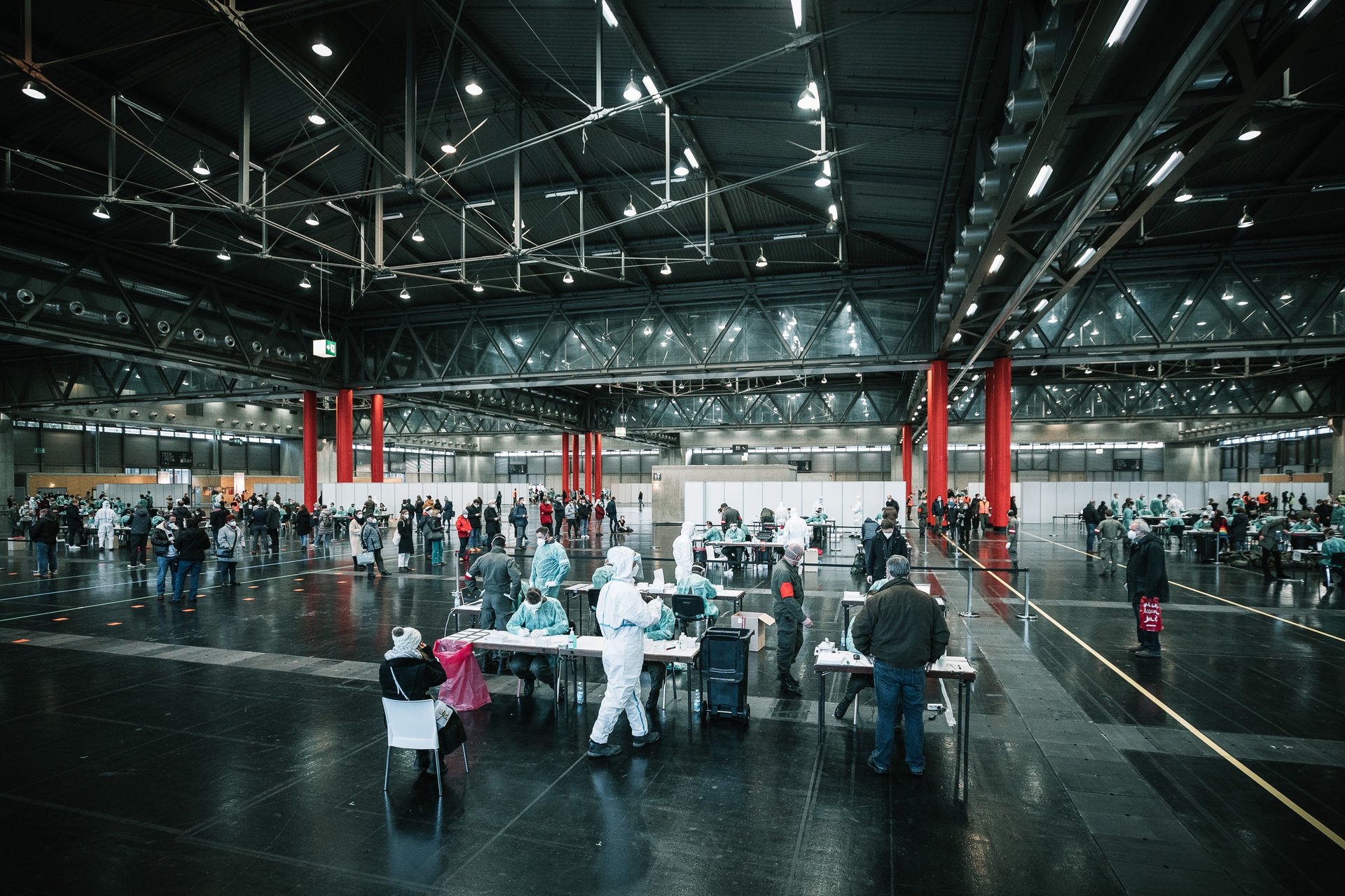 Bundesheer Soldaten in der Wiener Stadthalle während der Corona-Massentestungen