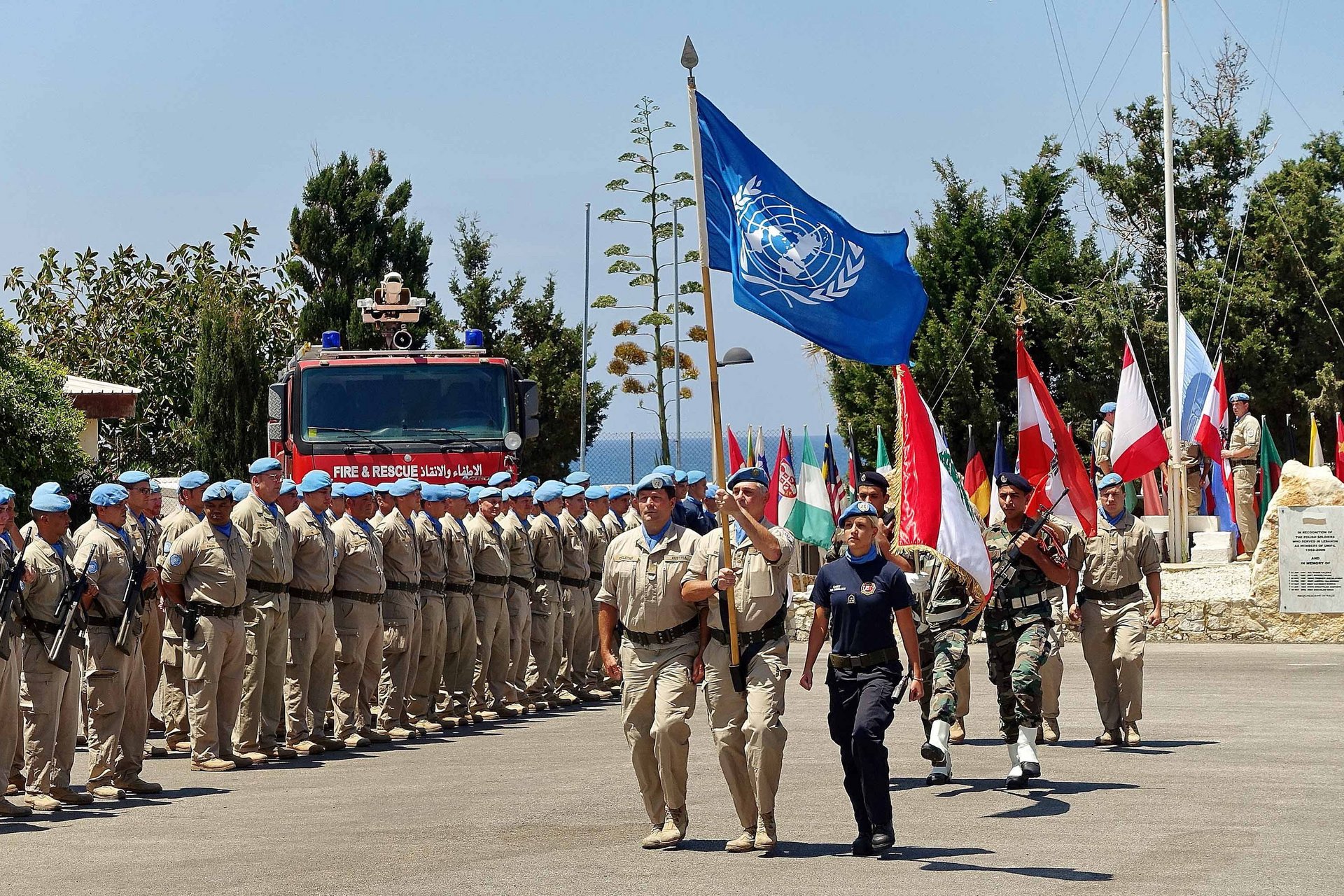UNIFIL- Soldaten marschieren im Camp Naqoura ein