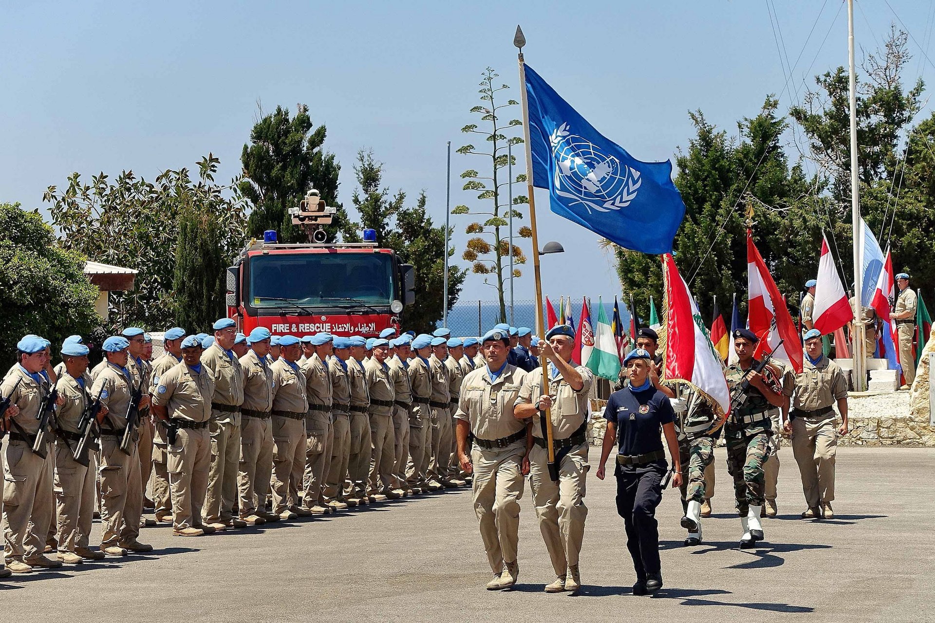 UNIFIL- Soldaten marschieren im Camp Naqoura ein