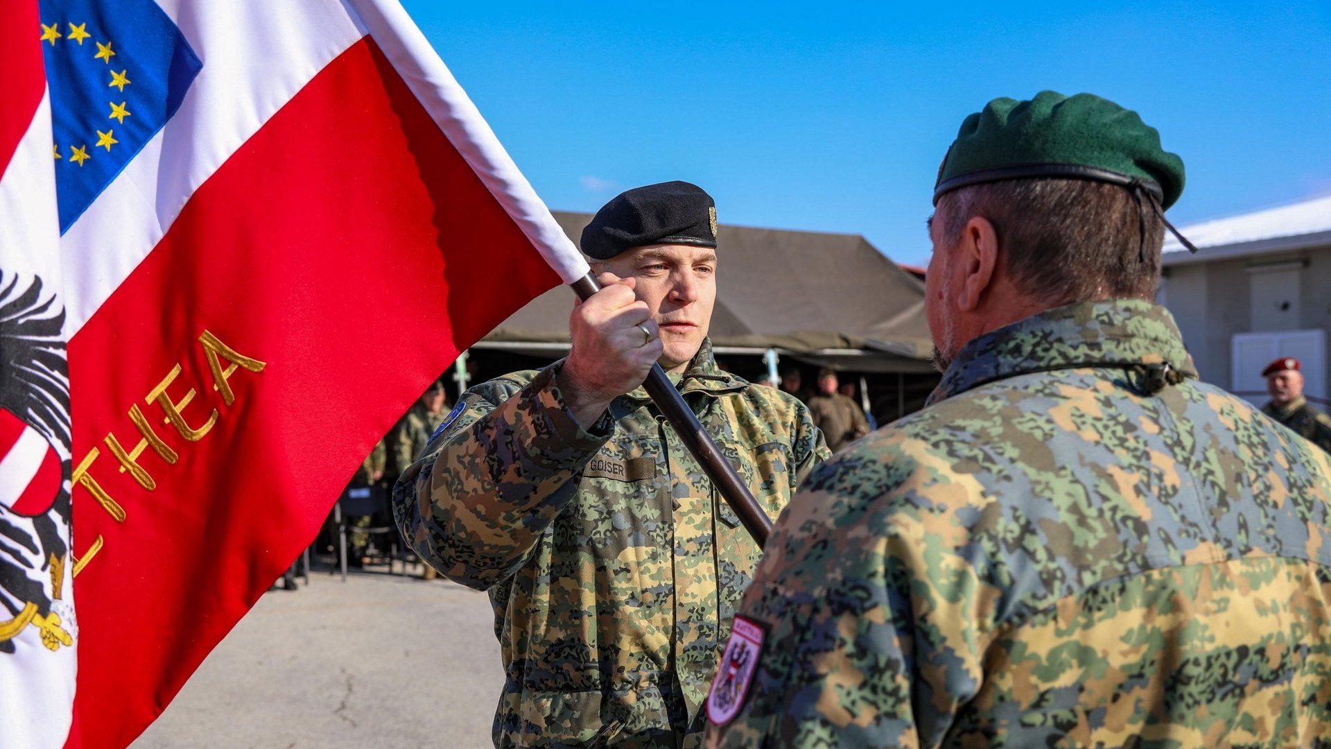 Oberst des Generalstabsdienstes Florian Goiser übernimmt das Kommando der österreichischen EUFOR-Soldaten.