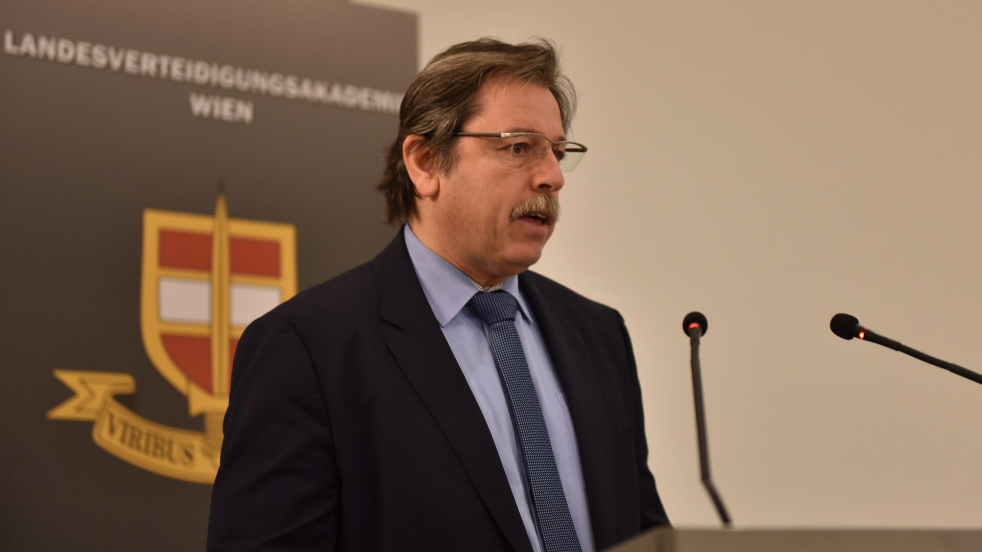 Dr. Walter Posch vom Institut für Friedenssicherung und Konfliktmanagement.