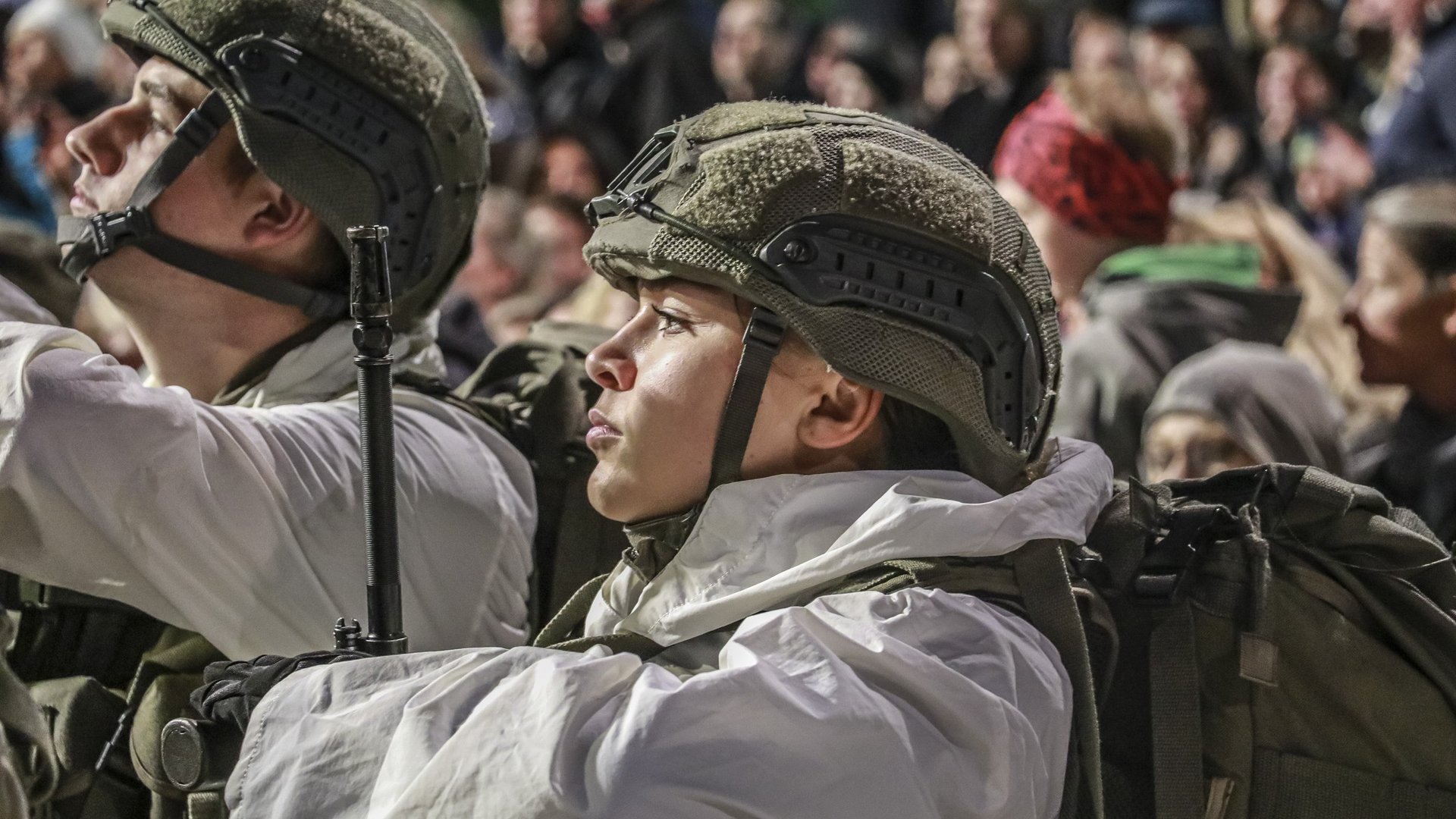 Soldatinnen und Soldaten am 25. Oktober am Landhausplatz in Innsbruck.