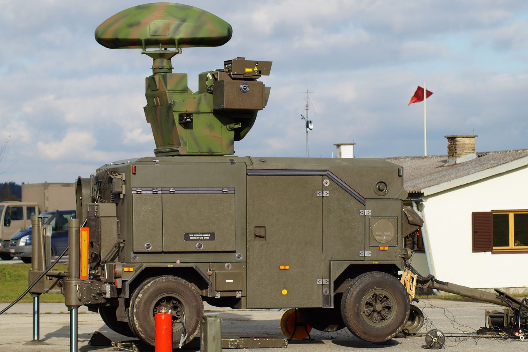 Ein Feuerleitgerät "Skyguard".