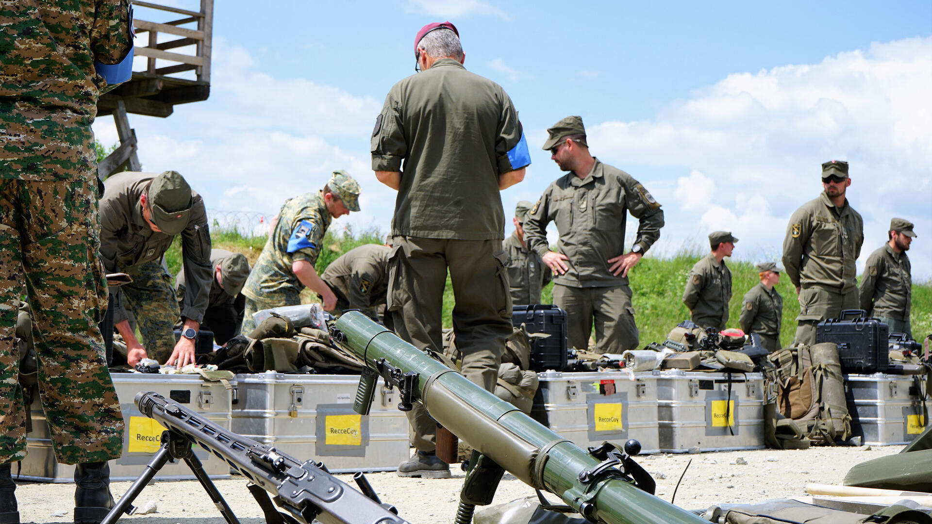 Soldaten der Aufklärungskompanie des AAB7 bei einer Übung. 