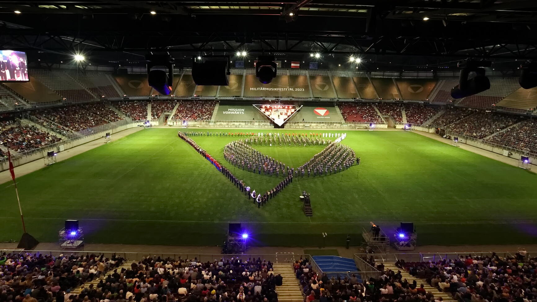 Das Militärmusikfestival im Mai begeistert 12.000 Besucherinnen und Besucher.