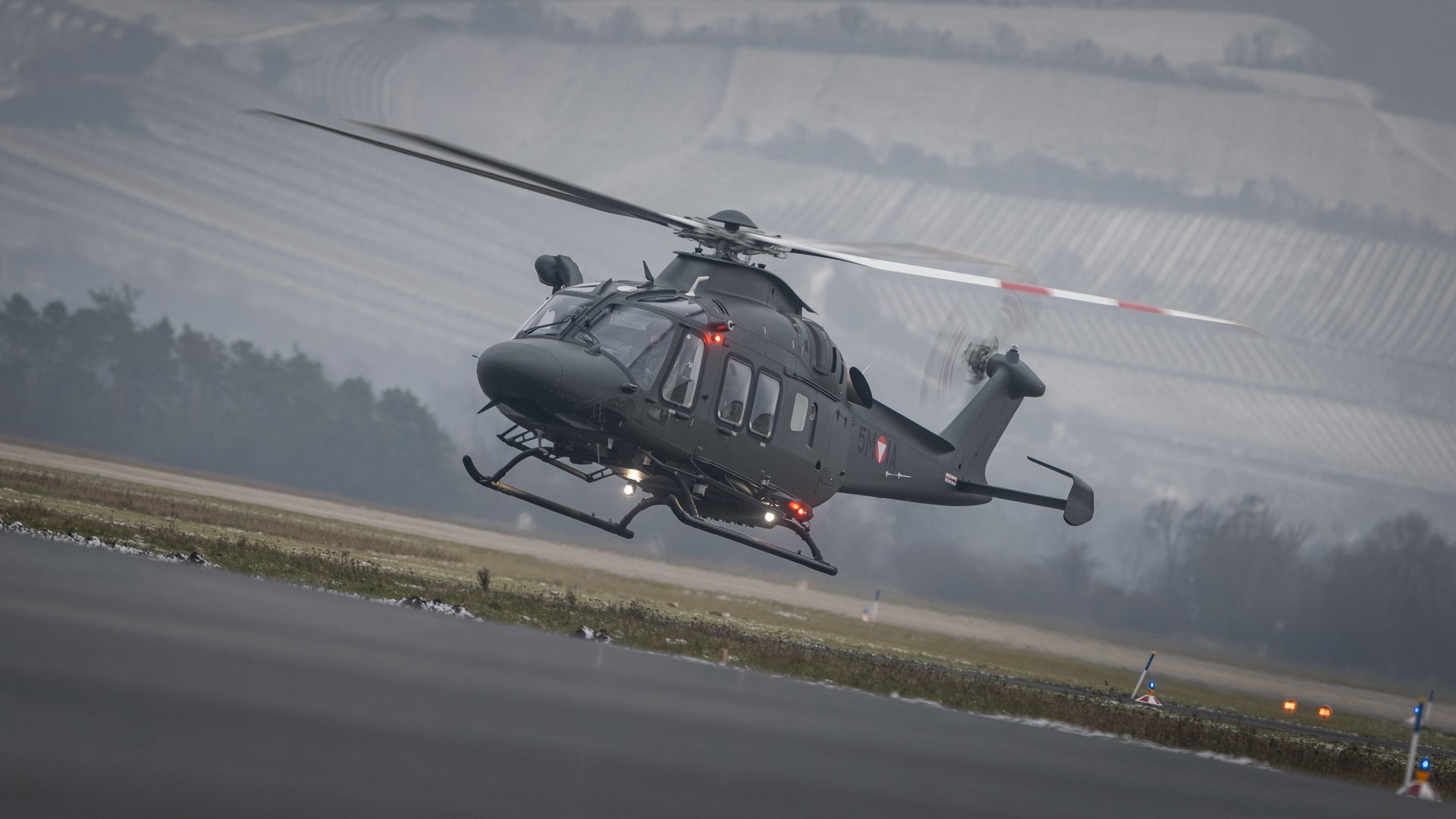 Bis zu vier Hubschrauber AW169 werden bei der Ausbildung eingesetzt.