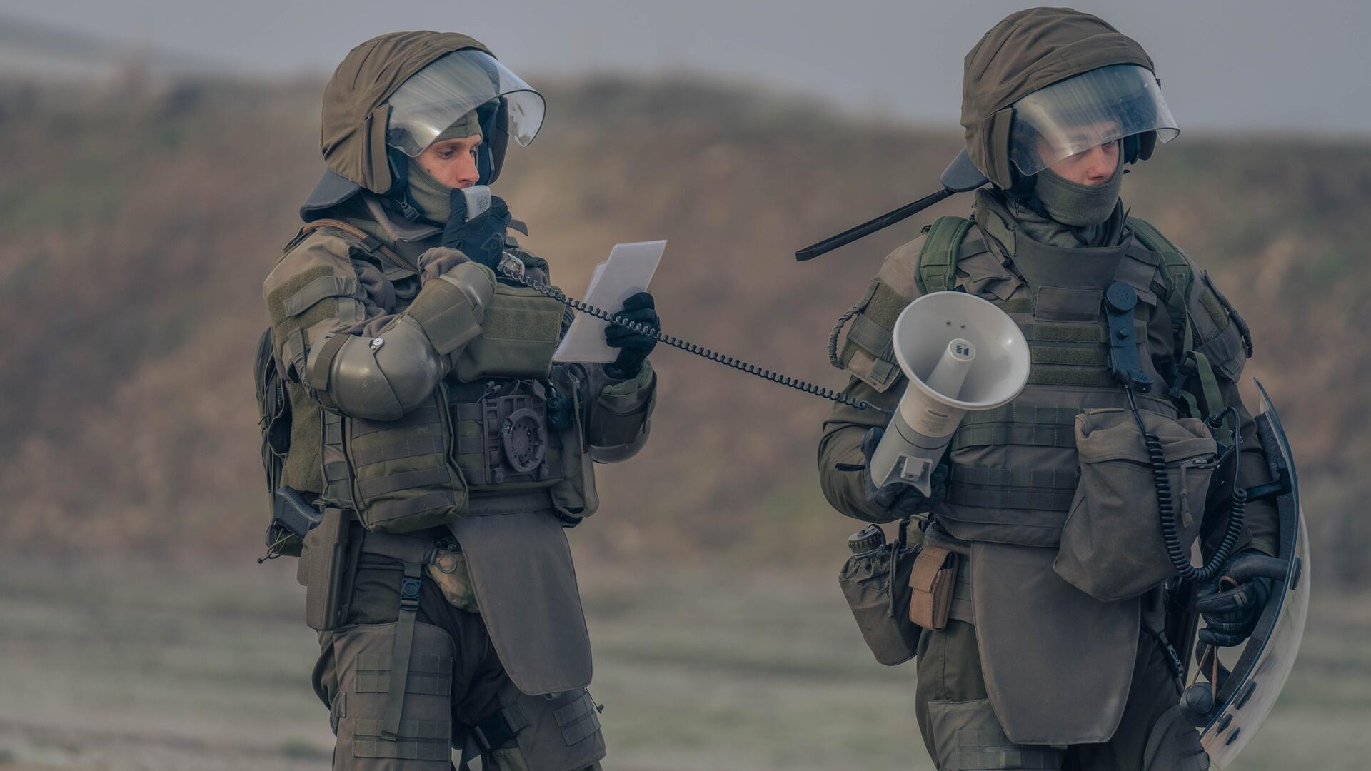 KFOR-Soldaten während der Übung im Camp "Novo Selo".