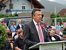 Bürgermeister Konrad Seunig bei seinen Grußworten. (Bild öffnet sich in einem neuen Fenster)